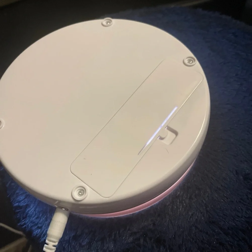 Dual purpose LED mirror tricolor lightening